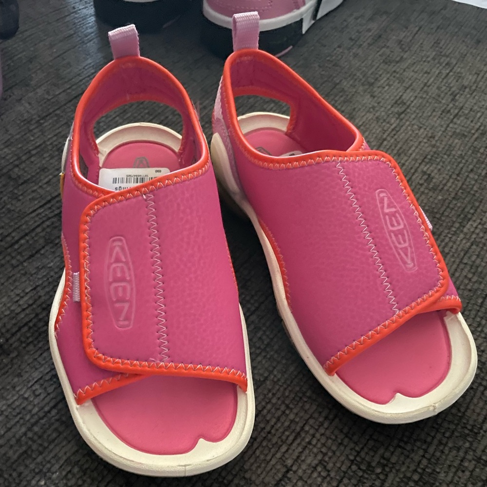 Swimming shoe girl